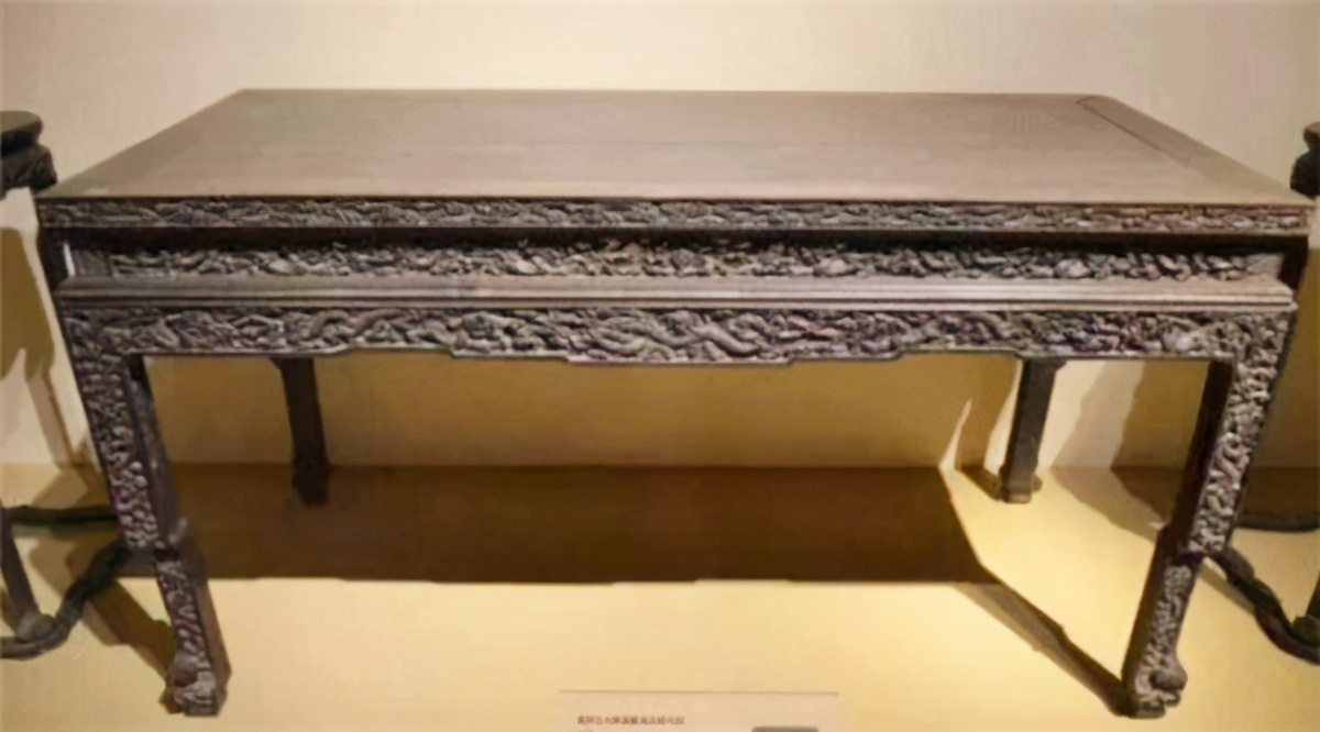 "席地而坐"的汉代,家具到底有多发达?