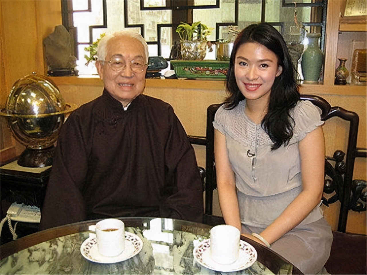 第一风水师蔡伯励，为霍英东选坟，一句话让李嘉诚掏200万