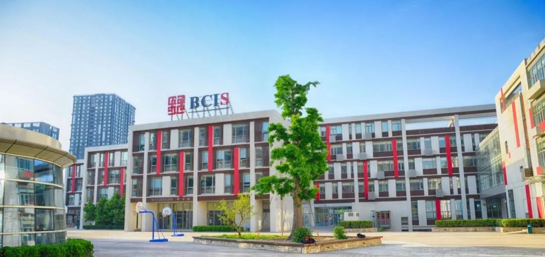 按完成时间排序为:北京biss国际学校(2004)/北京京西学校(2004),北京