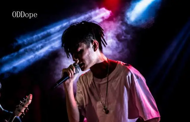 法老说他是说唱圈“张信哲”,GAI说他是Rockstar