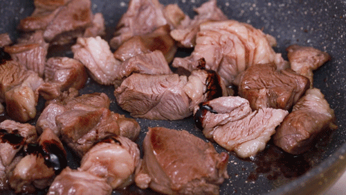 羊肉炖萝卜，这样做太香了！鲜嫩美味