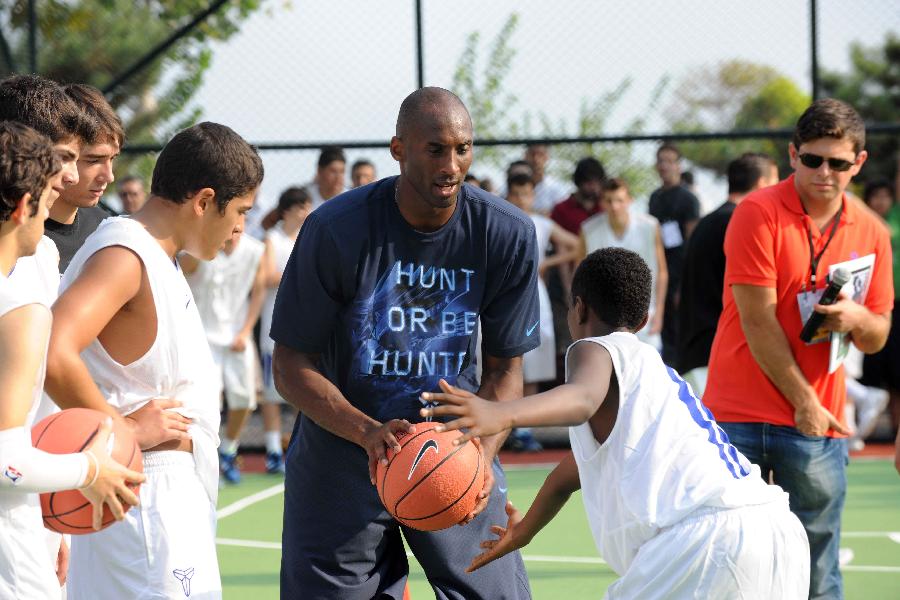 nba的禁穿有哪些（NBA十大禁令你知道几个？不能穿69号球衣，不能和啦啦队员谈恋爱）-趣拿体育