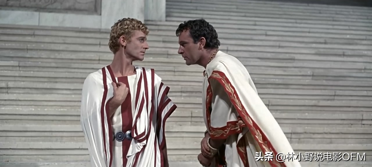 《阳光下的罪恶》女主角是邦女郎，男配是“查泰莱夫人的情人”