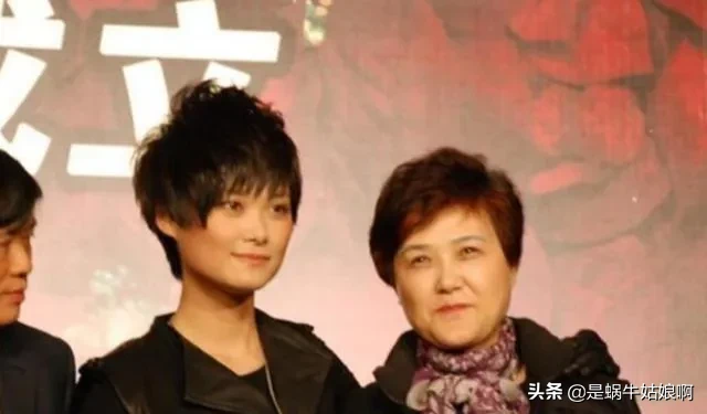 谁说你脸方是天生的?可能只是咬肌太大!4个动作帮你轻松瘦脸