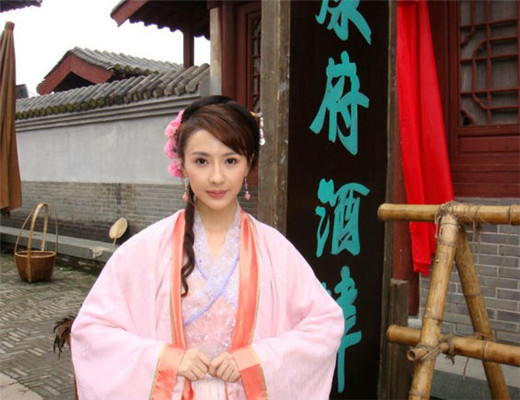 水浒传中的女性误解：美女并不都淫浪，将军也很美，青楼也有佳人