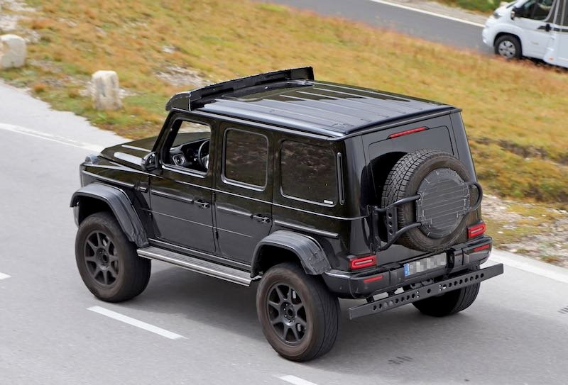 梅赛德斯-奔驰最强g级"g500 / g550 4x4平方"新车型3年来首次复活