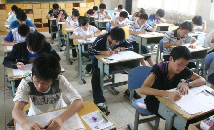 2022高考有新規(guī)，三類學(xué)生將無法參加高考，尖子生要格外注意