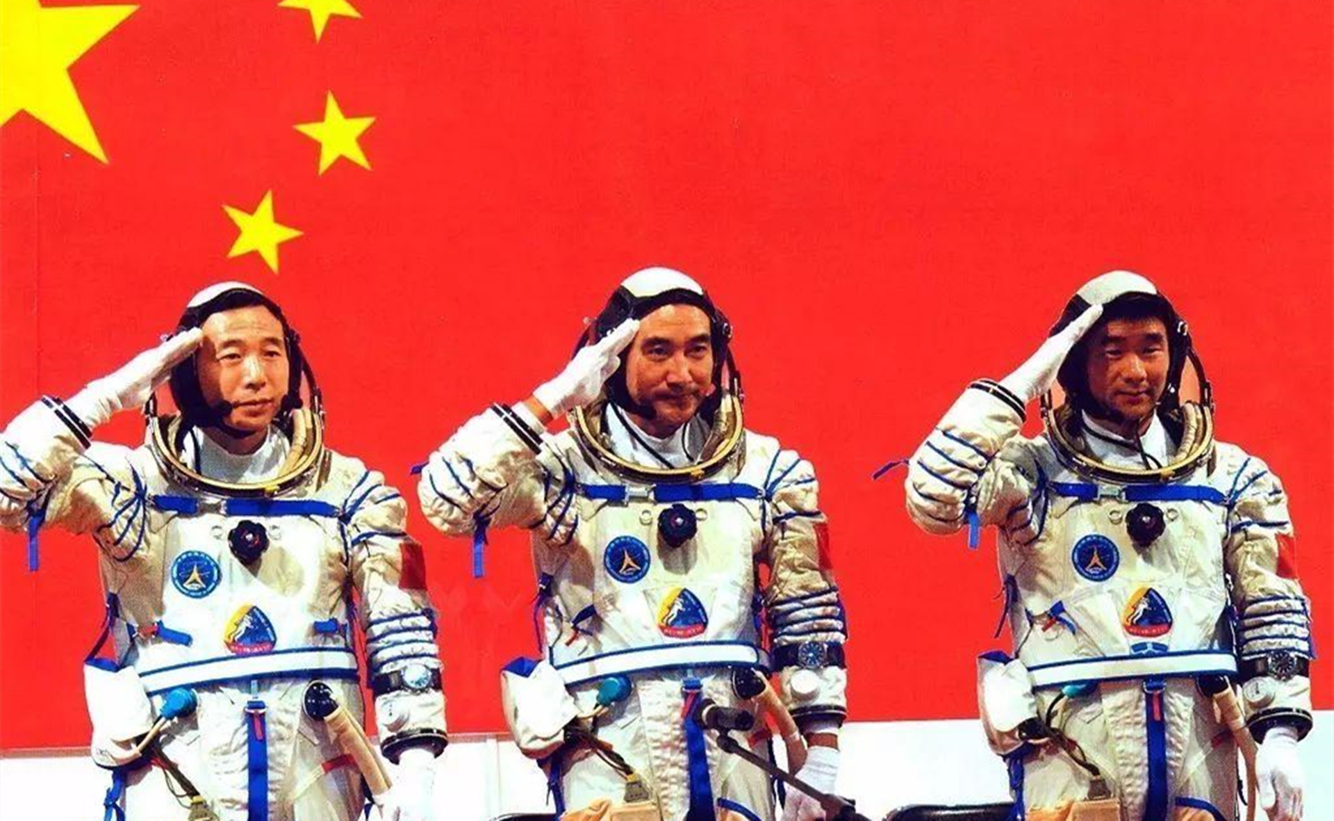 人类离开地球最远的距离是384400公里，那中国宇航员和北斗在哪？
