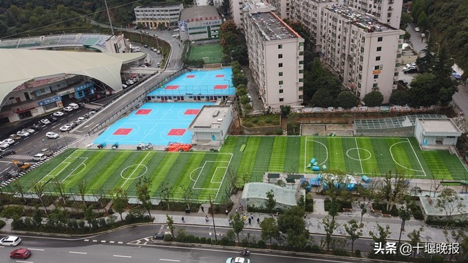 十堰少儿篮球馆（免费开放！十堰这个片区新增7块运动场地，满满黑科技）