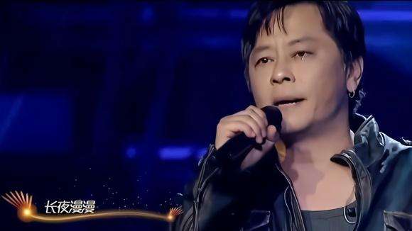 王杰被遗弃、被欺骗、被下毒…歌坛浪子的一生似乎都在苦难中度过