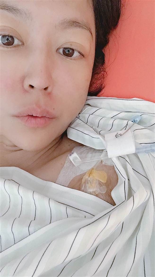 消失近4年的女星近照曝光(性感女星唐玲淡出原因曝光