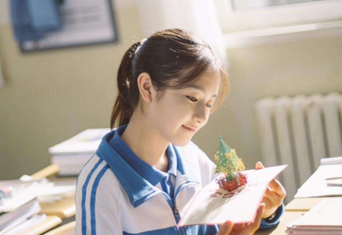 大学如何赚钱（现在在大学里有什么挣钱的好路子）