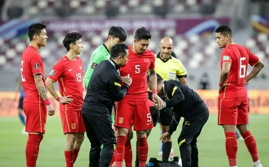 中国队竟然和日本队同分（不公平！国足和日本同分，进球是对手3倍，进世界杯概率却差108倍）