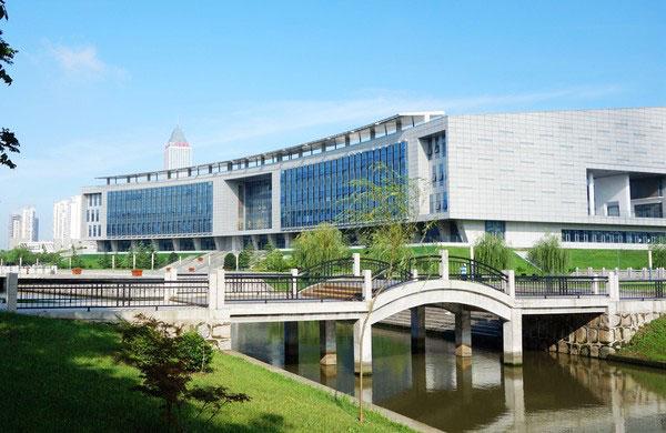 江苏省招收师范类专业的非师院校（下）