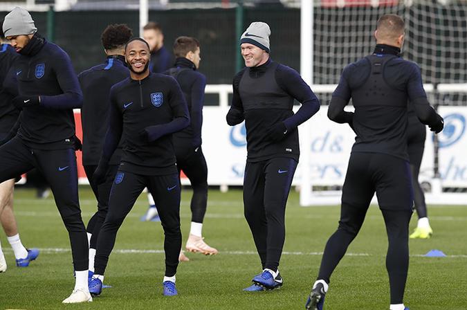 世界杯鲁尼为什么没有上（鲁尼告别战：这是英格兰黄金一代的失望谢幕，也是希望一代的崛起）