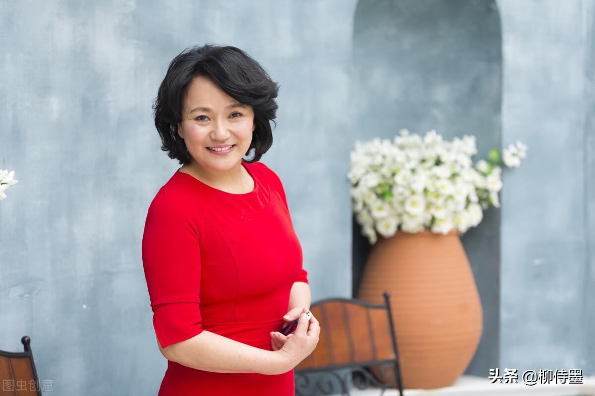 优雅风情阿姨照,如何拍摄才好?中老年女性参考5个摄影技巧