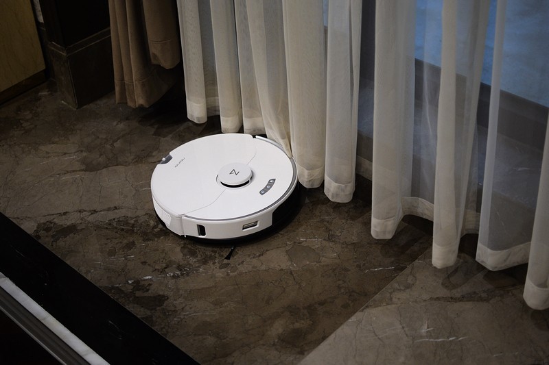 真正解放双手.做甩手掌柜 石头自清洁扫拖机器人G10