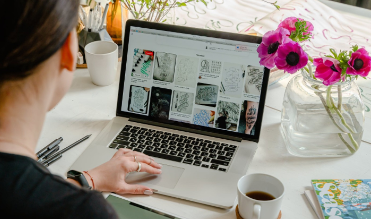 大学毕业后才知道，原来“美术生”发展空间很广阔，大学生很庆幸