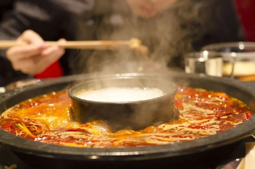 明星跨界做餐饮，他们大都这么干的