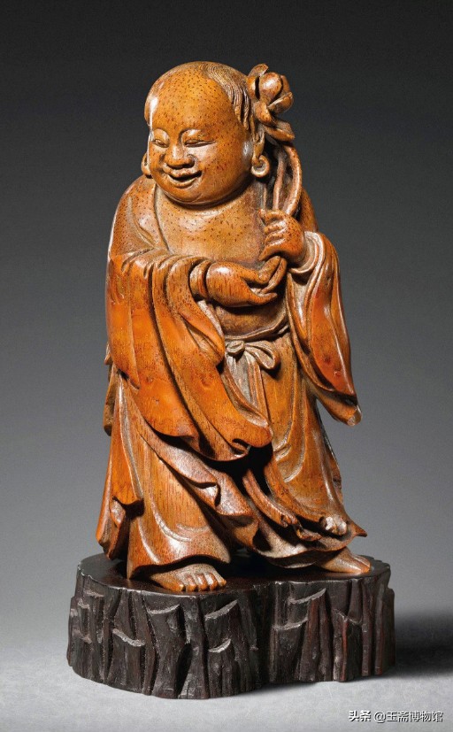 这些巧夺天工的艺术品，竟然都是竹根雕，史上最贵的竹根雕拍卖榜