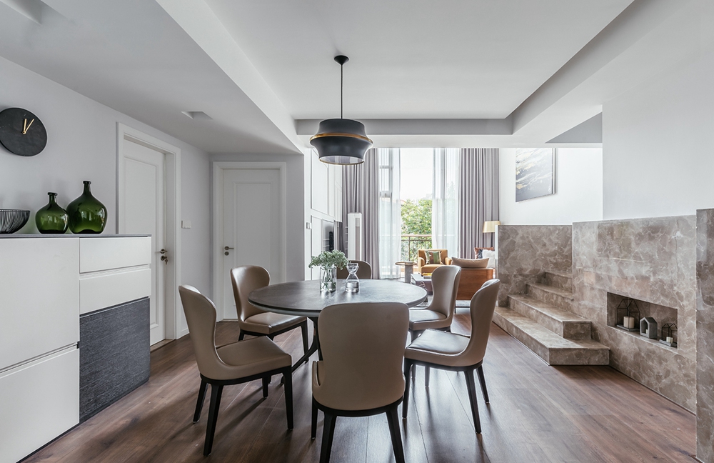 200平极简风跃层，美得太出众！大白墙营造纯净，线条玩转艺术感