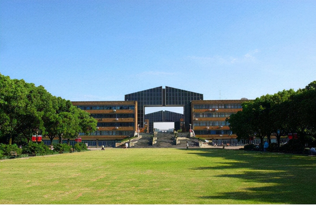 名字很“响亮”的三所大学，乍一听以为是重点本科，其实都是大专