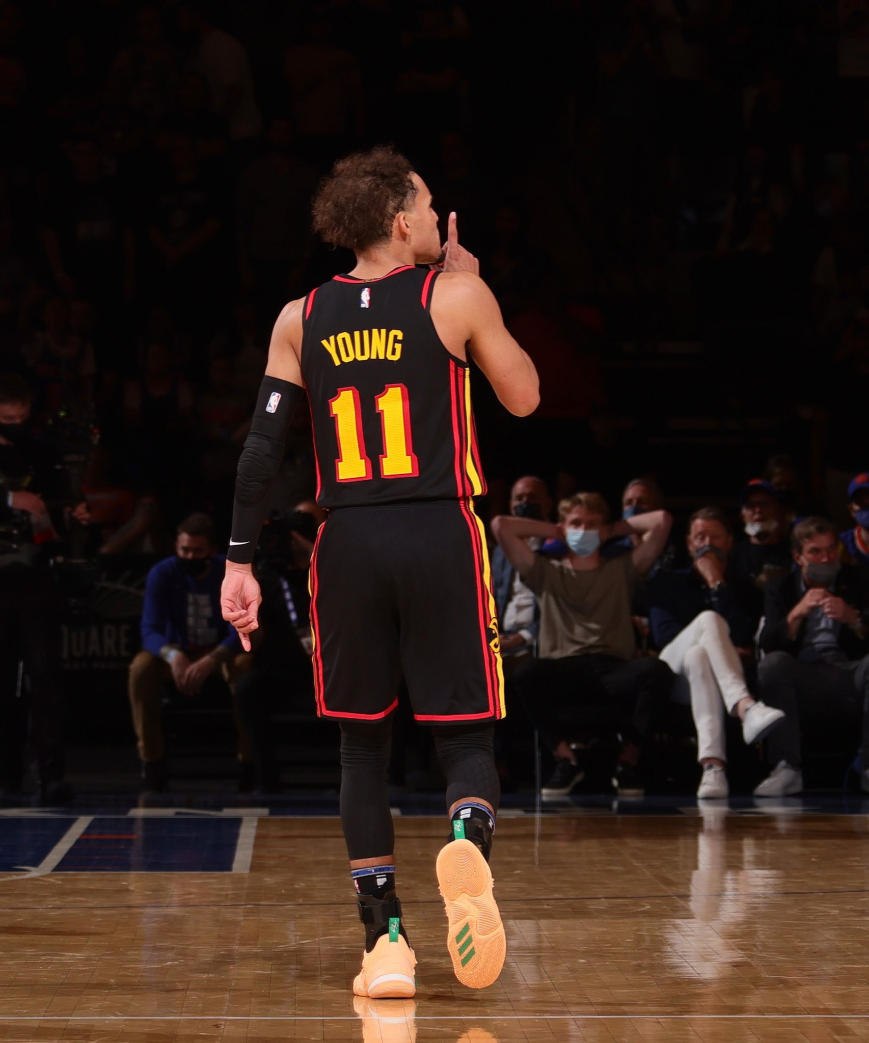 老鹰vs尼克斯比赛比分(老鹰4-1淘汰尼克斯!