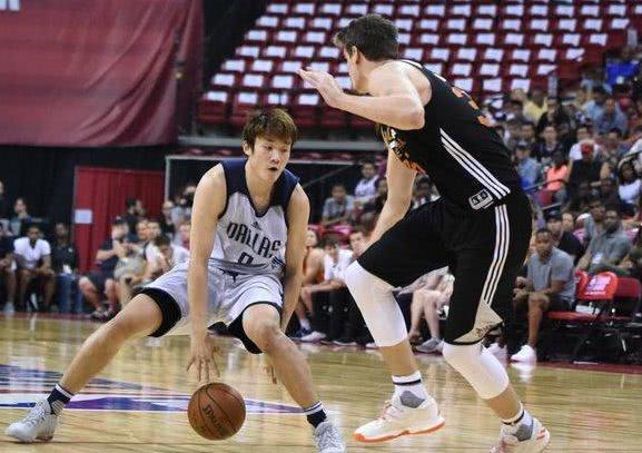 中國去過nba的有哪些（揭秘：朱芳雨究竟是否受到過NBA球隊(duì)的邀請(qǐng)？有的話是哪個(gè)隊(duì)？）