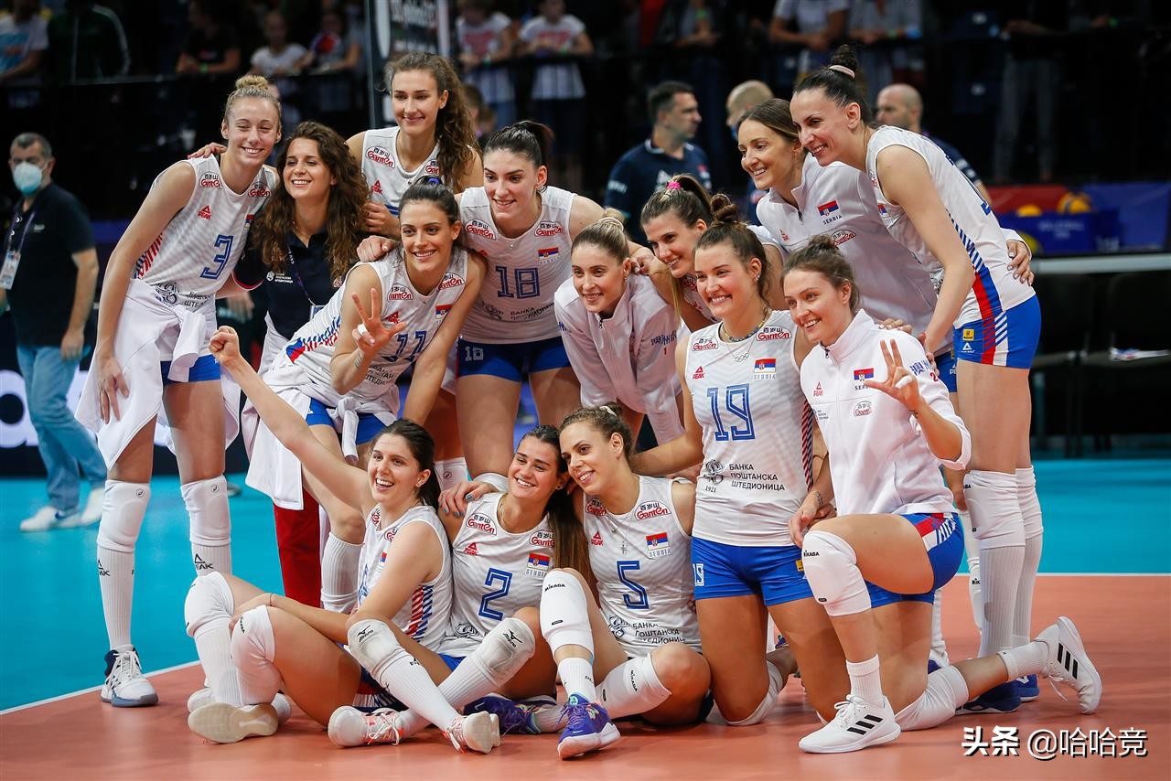 女排欧锦赛博斯39分冠全场，塞尔维亚逆转土耳其，将与意大利争冠