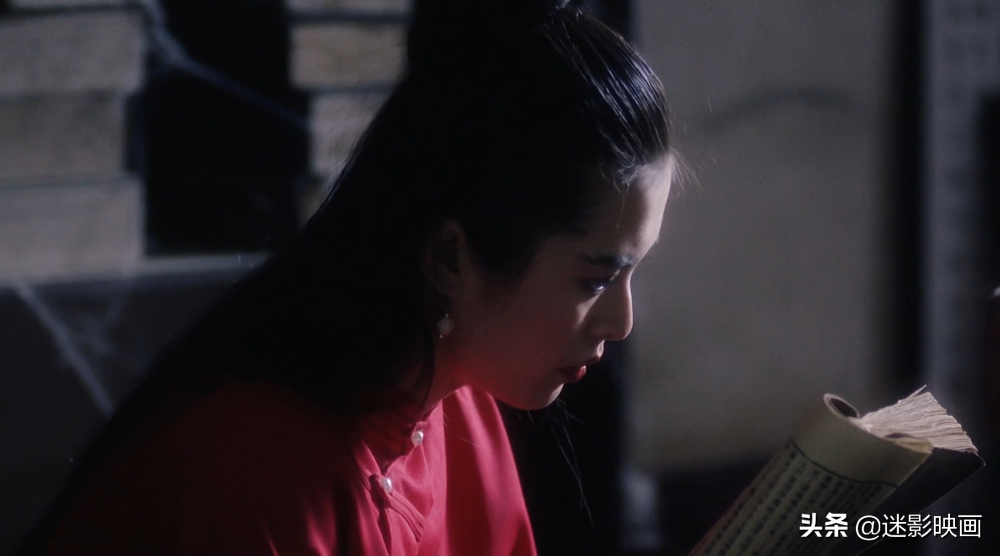 32年前，王祖贤大尺度出演，被删减8分钟，演活了最风情的潘金莲