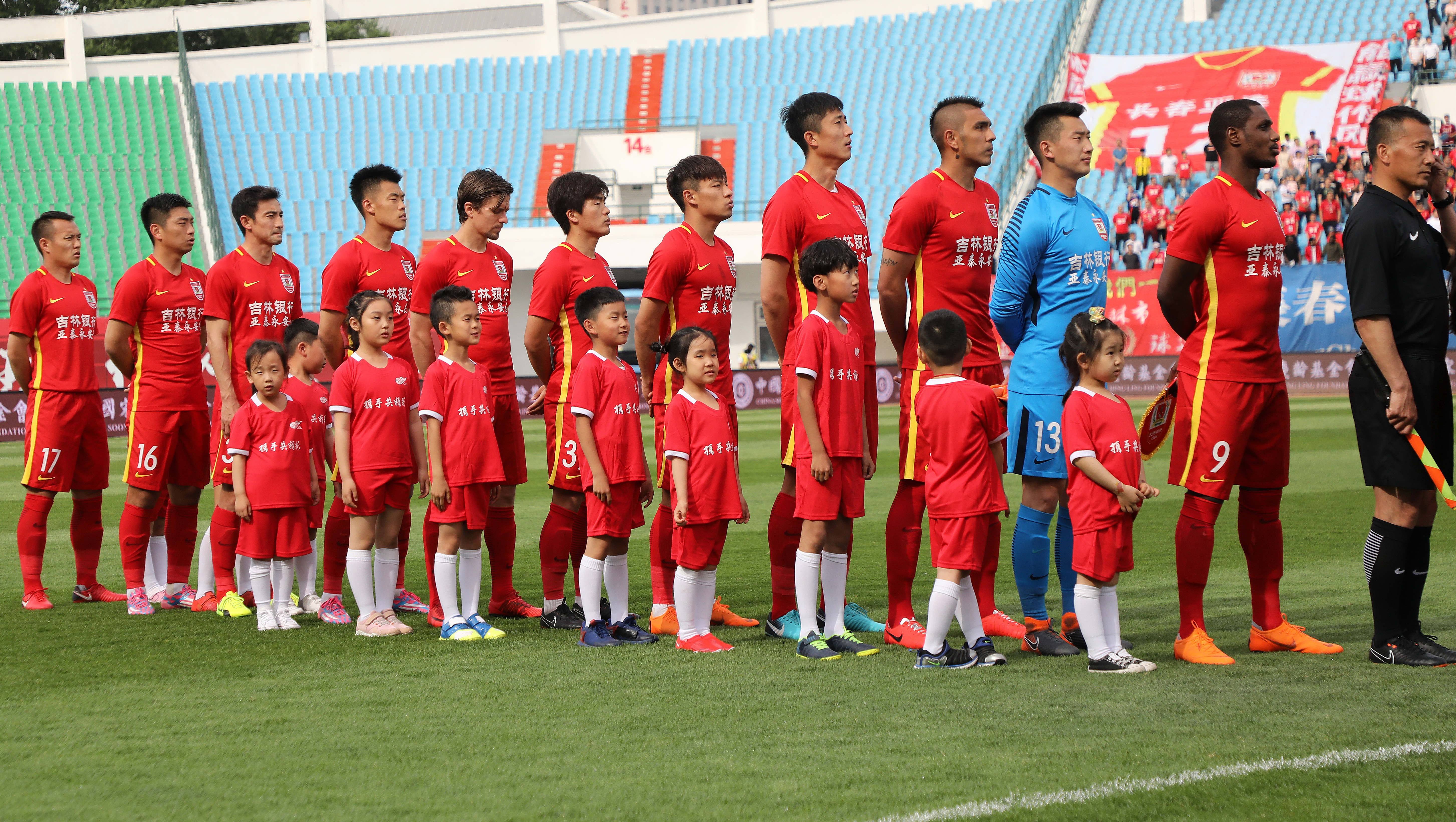 为什么中超开赛前要奏国歌（应该取消中超联赛的奏国歌仪式）