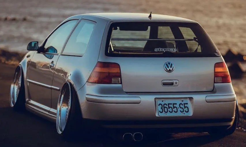 精品第四代大众高尔夫