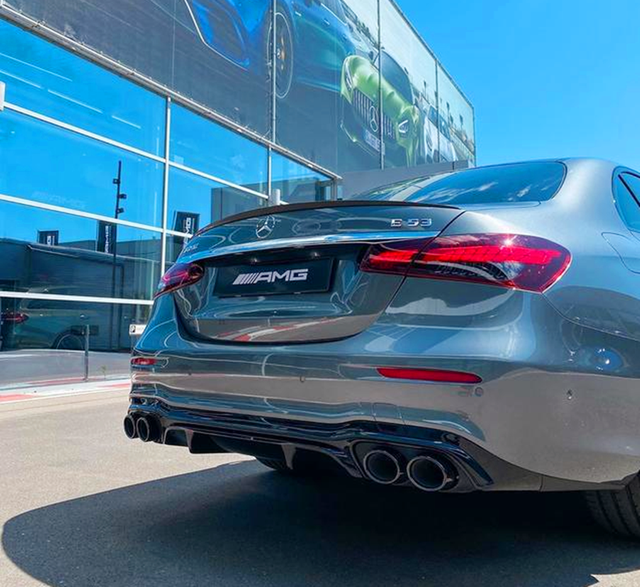 100万内最强奔驰E级，新款AMG E53实车，六缸配四驱