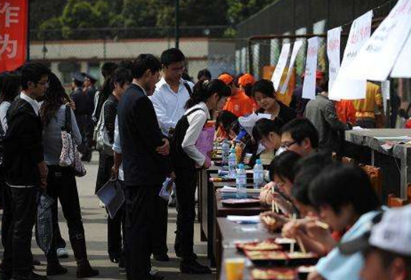 最新“工业”大学排名前3：哈工大排名当之无愧，第3却饱受争议