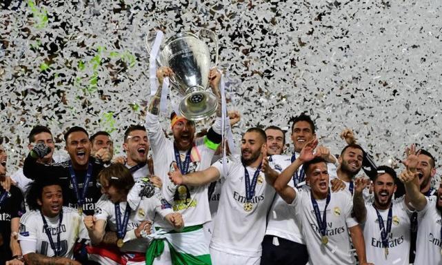 皇马巴伦西亚欧冠决赛(皇家马德里十三次欧冠夺冠战绩全纪录)