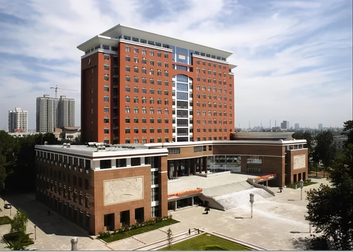 河北医科大学:一个严谨且神秘的地方