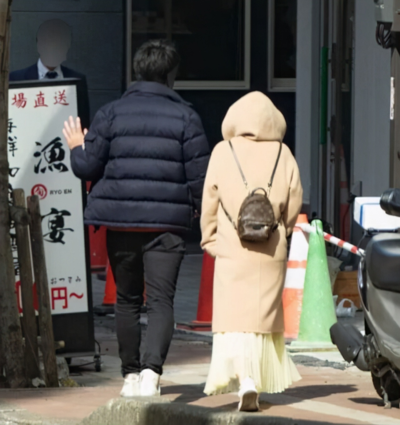 日本资深娱乐记者曝福原爱婚变出轨内幕，指她惨遭约会男“出卖”