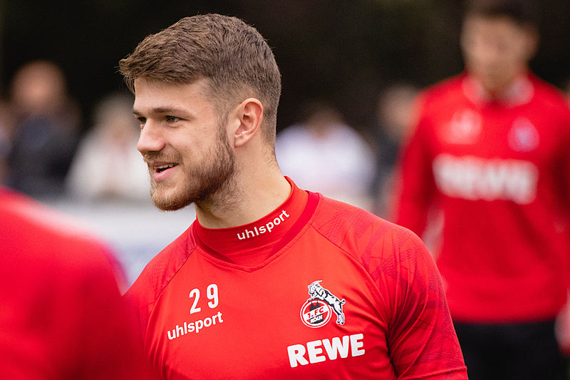 德甲单赛季最高积分（德国升降机科隆：20年间5次从德甲降级，4次夺取德乙冠军）