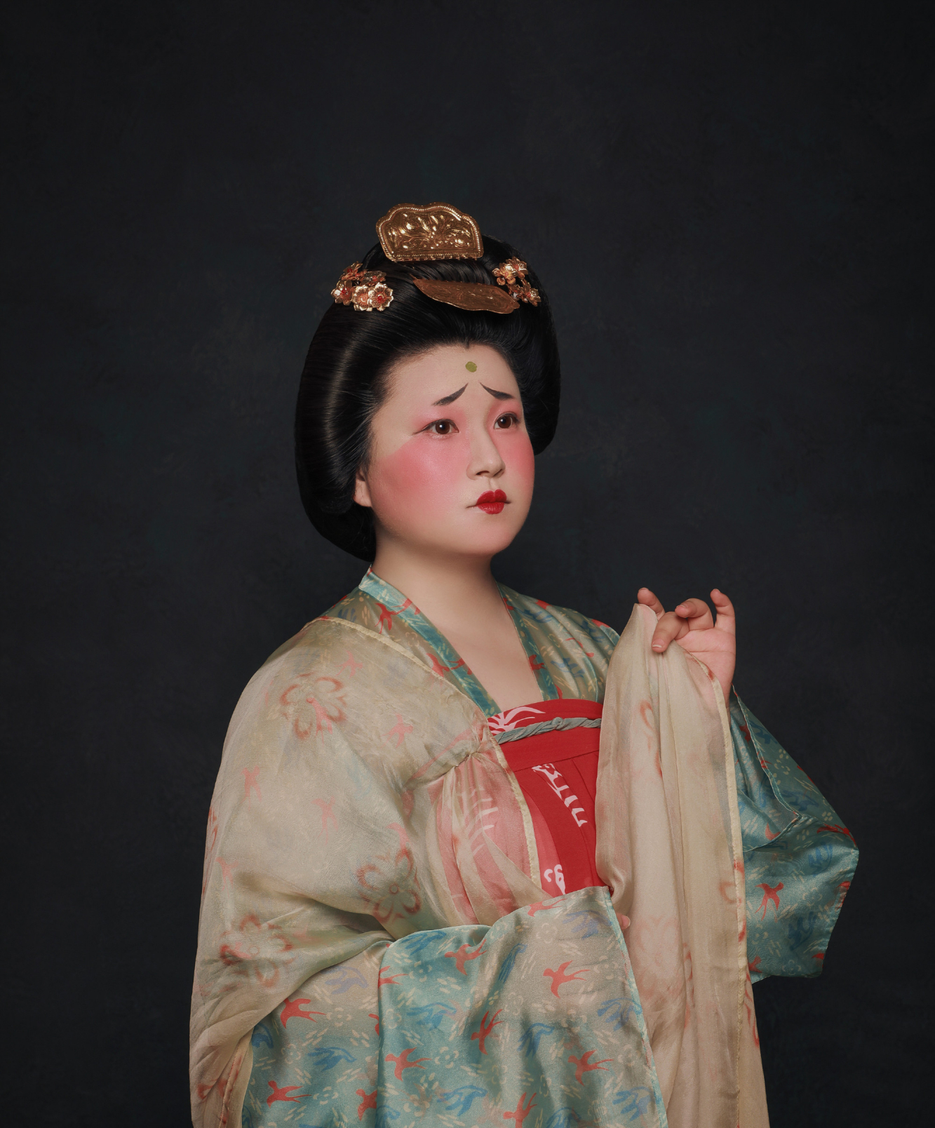 日本古代美女妆容(中唐时期女子的妆容是怎样的?