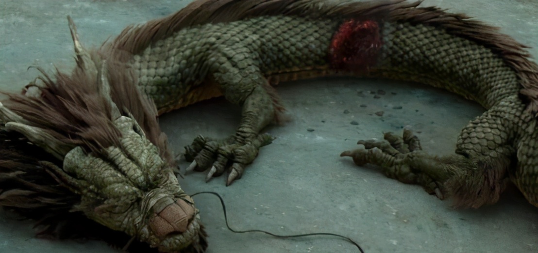 辽宁老人称9岁见过真龙,晚年主动上交5块龙骨,世界上真的有龙?