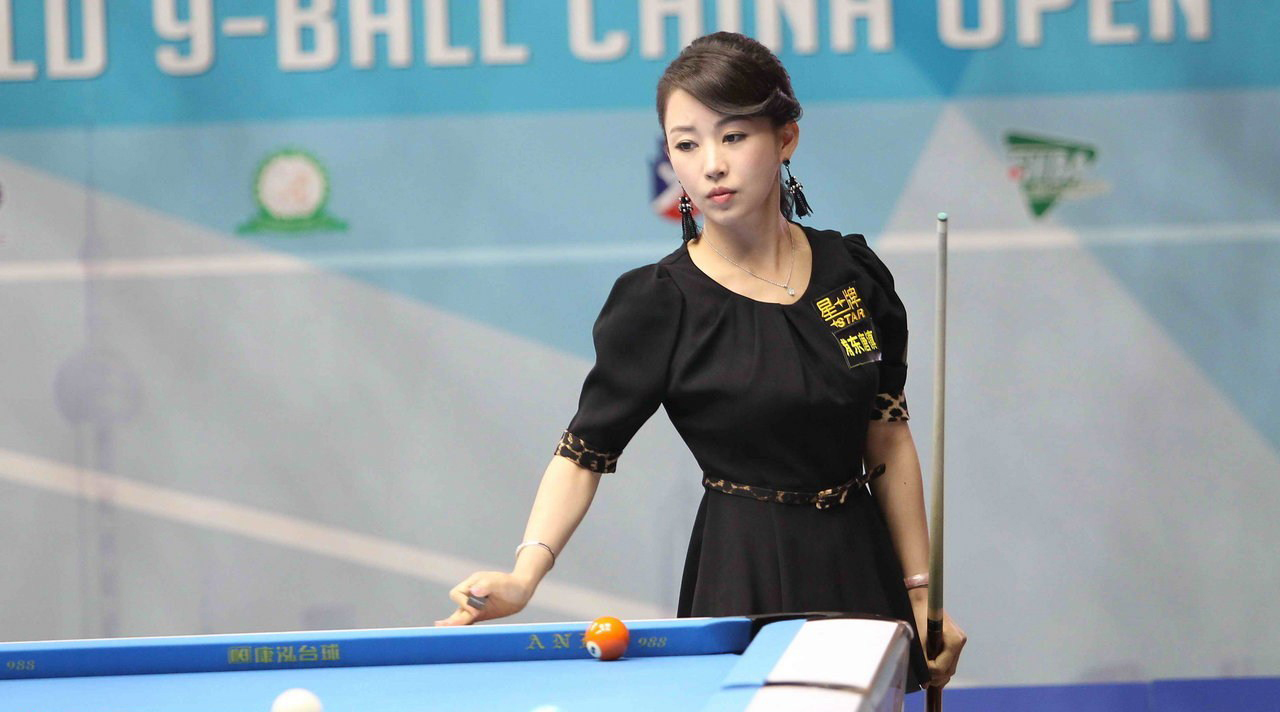 潘晓婷在台球界什么地位（潘晓婷：体坛女神潘晓婷，98年首冠，07年封后，十年打造天后之路）