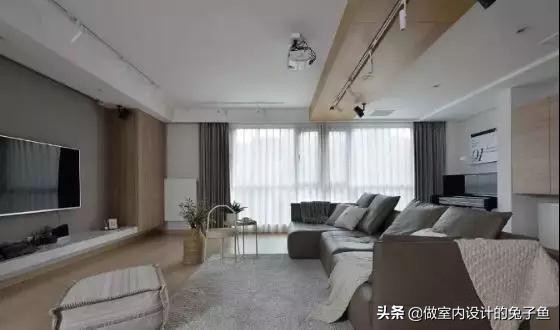 客厅有个梁，别瞎装修，利用这8种方式解决，完美