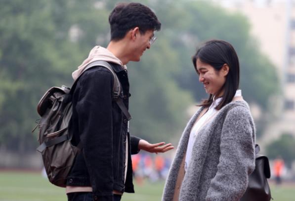 大学生活费多少合适？1500的标准家长认为很足够，学生却吵翻天