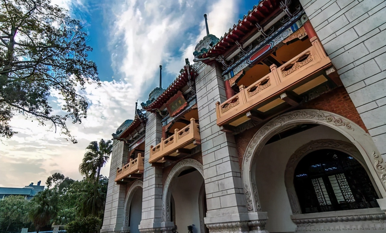 华南理工大学有4个专业很“硬核”，就业率超高，考上的都是学霸