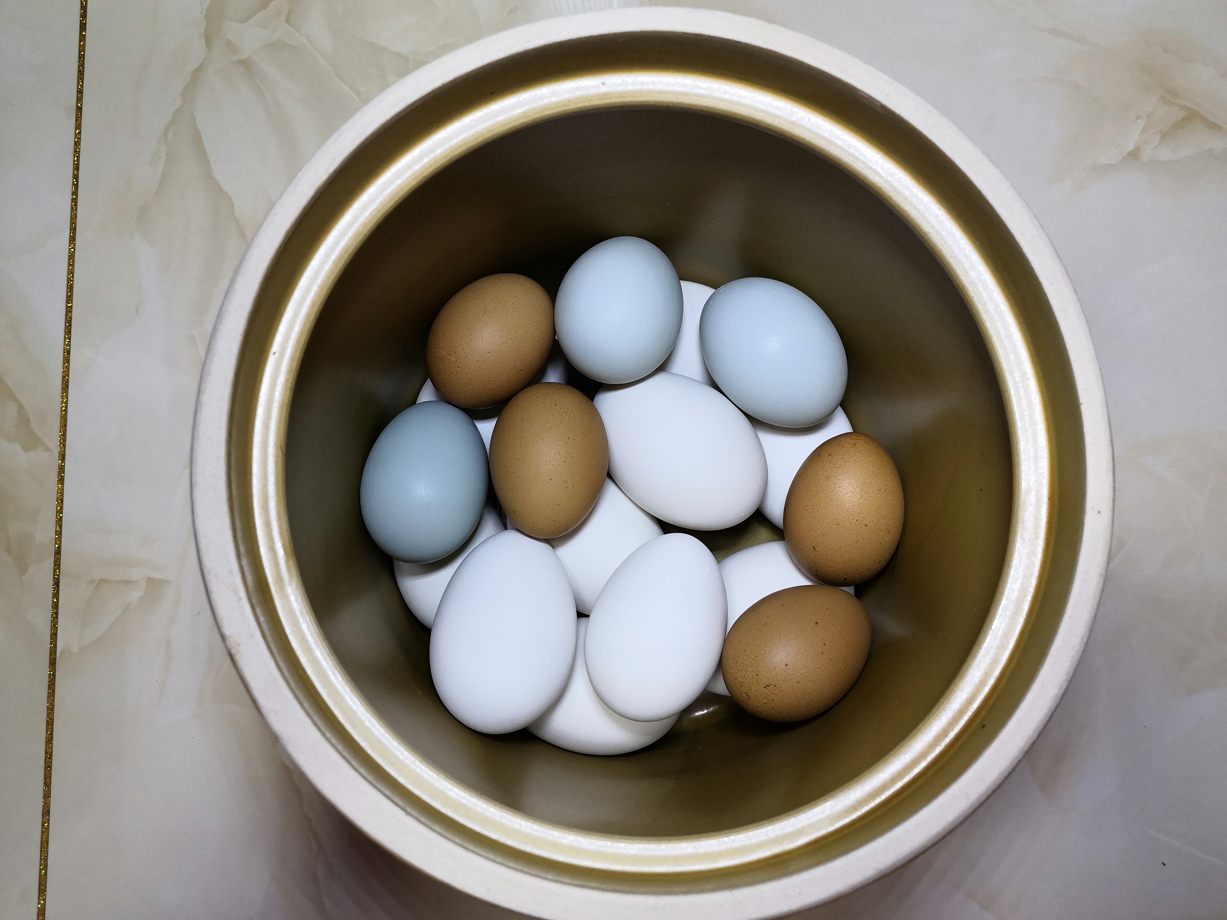 鹅蛋煮多长时间(传统土方法腌鹅蛋,咸淡适宜,金黄流油,简单易学,吃