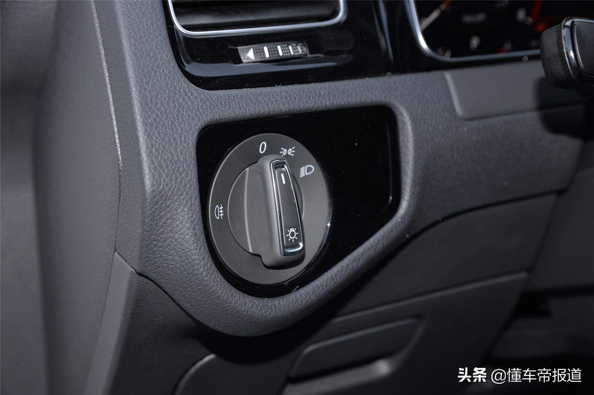 新车 | 经典与创新同在！一汽-大众第八代高尔夫新老对比