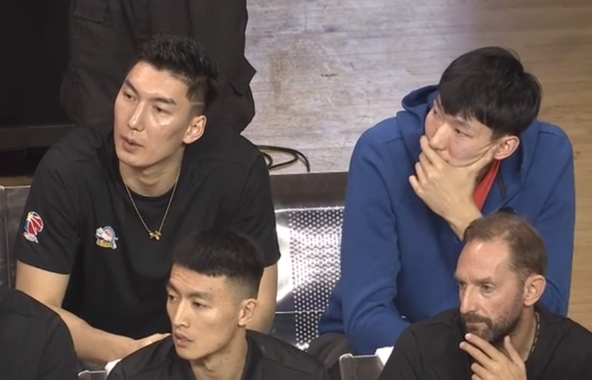 篮球比赛每节的时长是多少（中国篮球业余一幕！同一赛事两场时长不同：1场40分钟，1场48分钟）