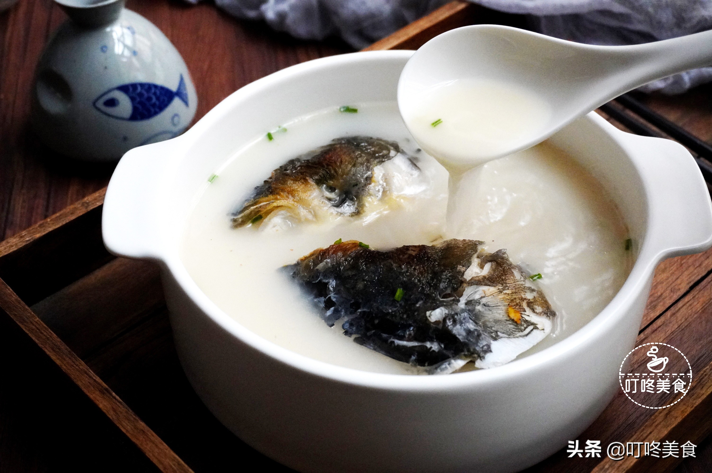 魚(yú)頭湯的做法,魚(yú)頭湯的做法最正宗的做法視頻