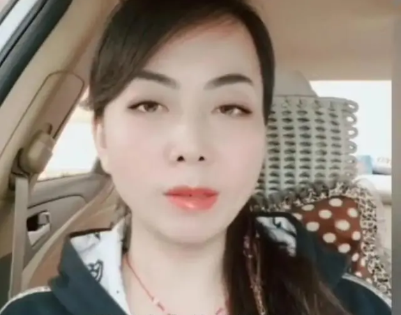 调查组进驻，姚老师评职称纠纷背后的真相待查。
