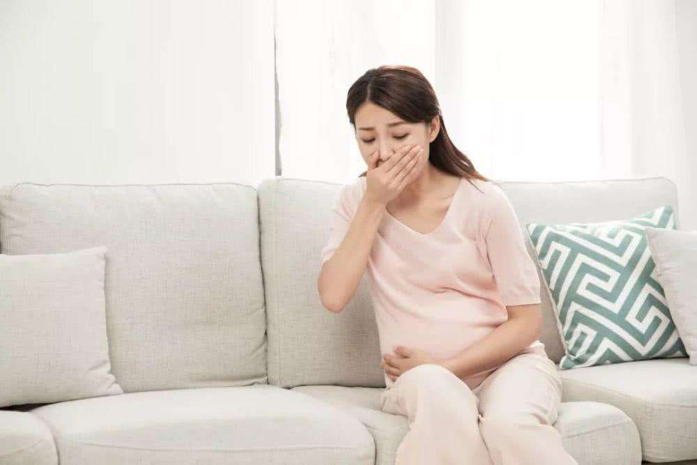 怀孕期间，有几样“酸性食物”孕妈要少吃，第一样可能会引起宫缩